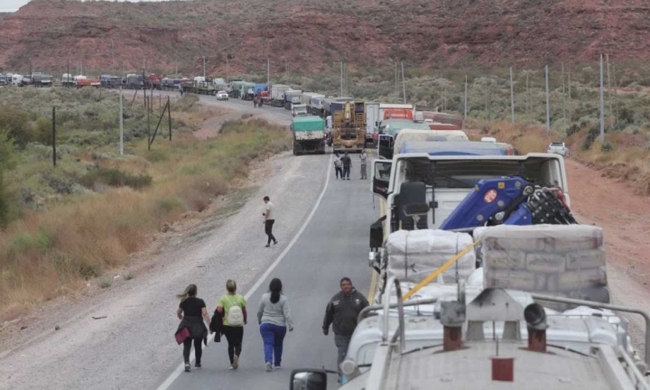 ¿Cómo afectarán los cortes en Neuquén a la producción de petróleo y gas?