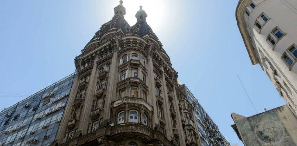 El edificio de los 680 ojos, una maravilla en la Ciudad de Buenos Aires
