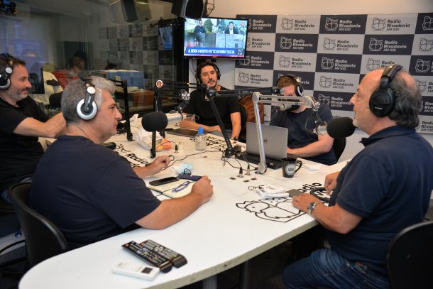 Volvé a escuchar el pase entre Lucas Morando y Baby Etchecopar