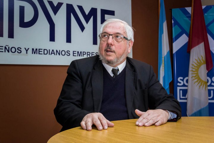 Eduardo Fernández: &quot;La política del gobierno no favorece el consumo ni el trabajo, las importaciones perjudican la industria nacional y los precios no bajan&quot;