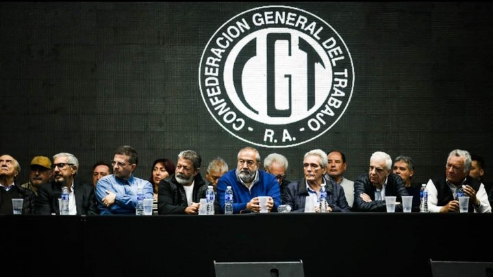 ¿Están afectados los derechos laborales en el DNU?