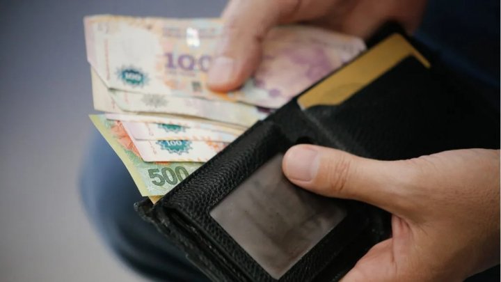 Se registra la peor caída del poder adquisitivo de los salarios desde el año 2005