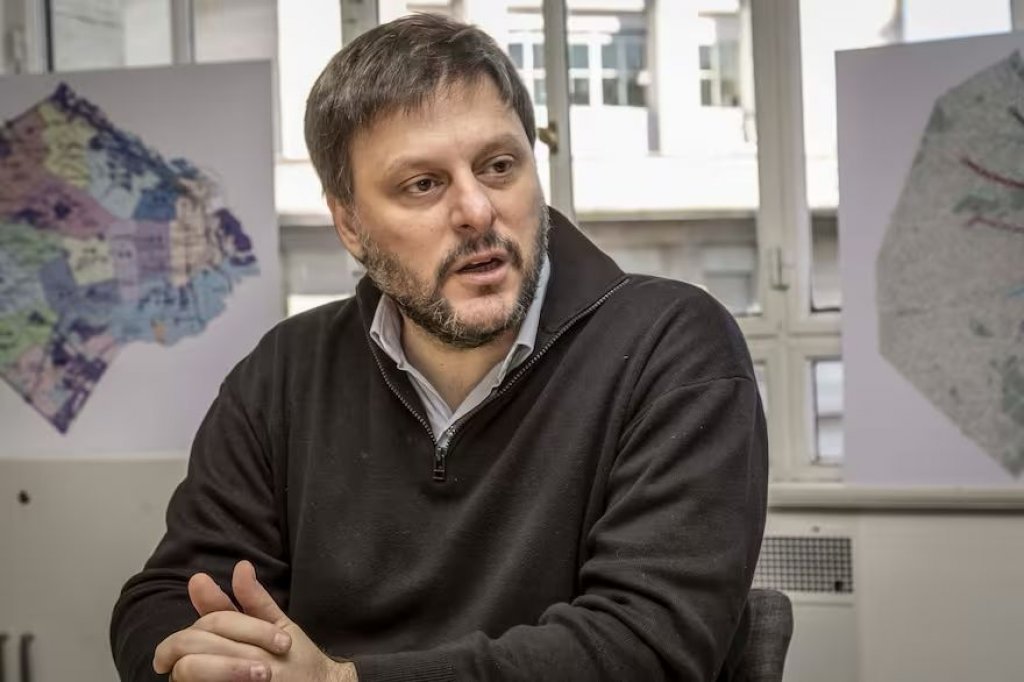Leandro Santoro: “Me da miedo Milei, lo que dice, su nivel de intolerancia y su insensibilidad en las consecuencias sociales"