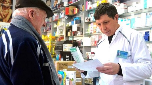 Eugenio Semino: "No habrá ayuda adicional a fin de año para los jubilados. La página del PAMI para remedios al 100% de descuento fue un desastre"