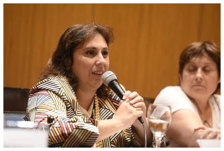 Paula Oliveto: &quot;En democracia no hay pelotón de fusilamiento, eso pasa en las dictaduras como la venezolana&quot;