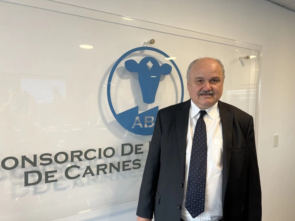 Mario Ravetino: "La carne aumentó menos en los gobiernos donde no se intervino en el precio"