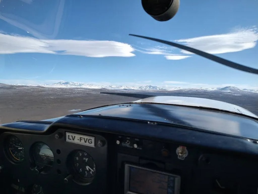 Juan Martín López: &quot;El aeroclub de Zapala tiene 30 socios pero sólo cuatro somos pilotos, por eso la importancia de tener la escuela&quot;