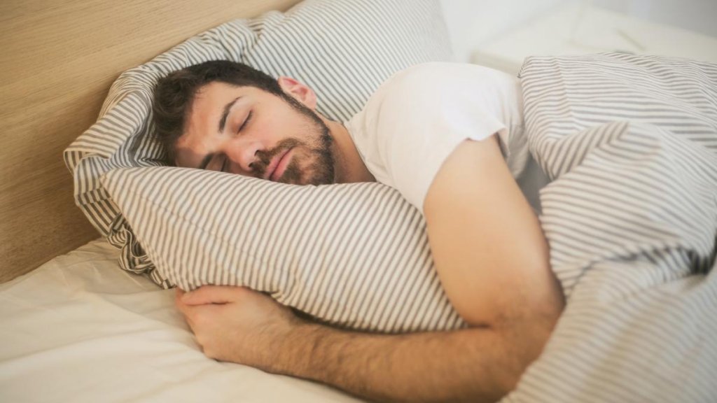 Pablo Ferrero: "A partir de la adultez corresponde dormir ocho horas de noche"