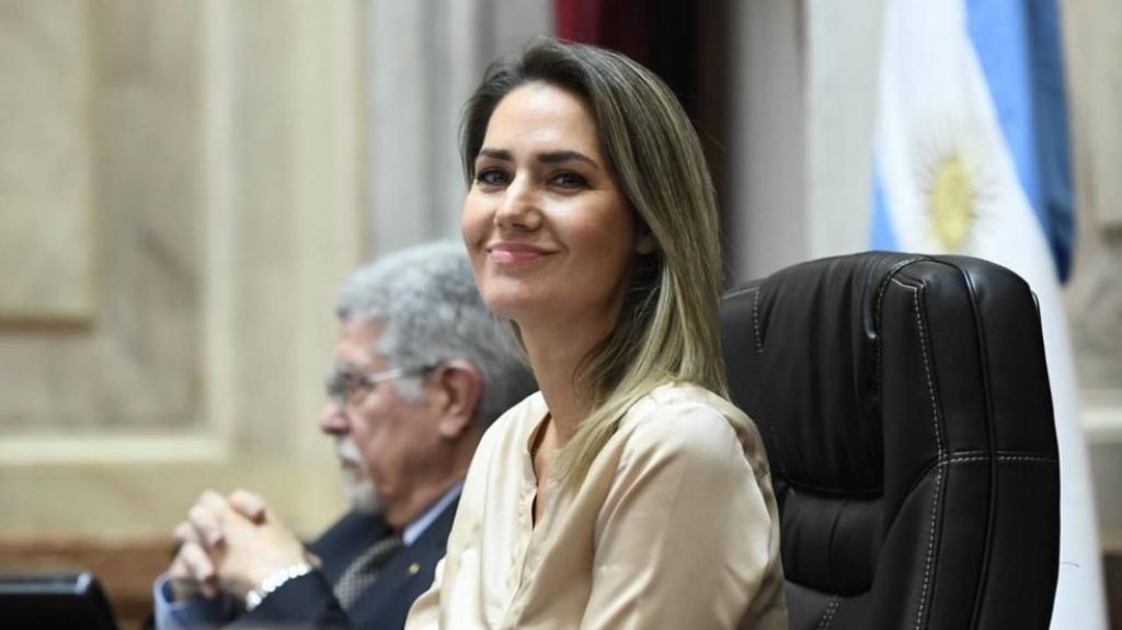 Carolina Losada: "Es importante para cualquier proyecto político y económico el respeto a las Instituciones"