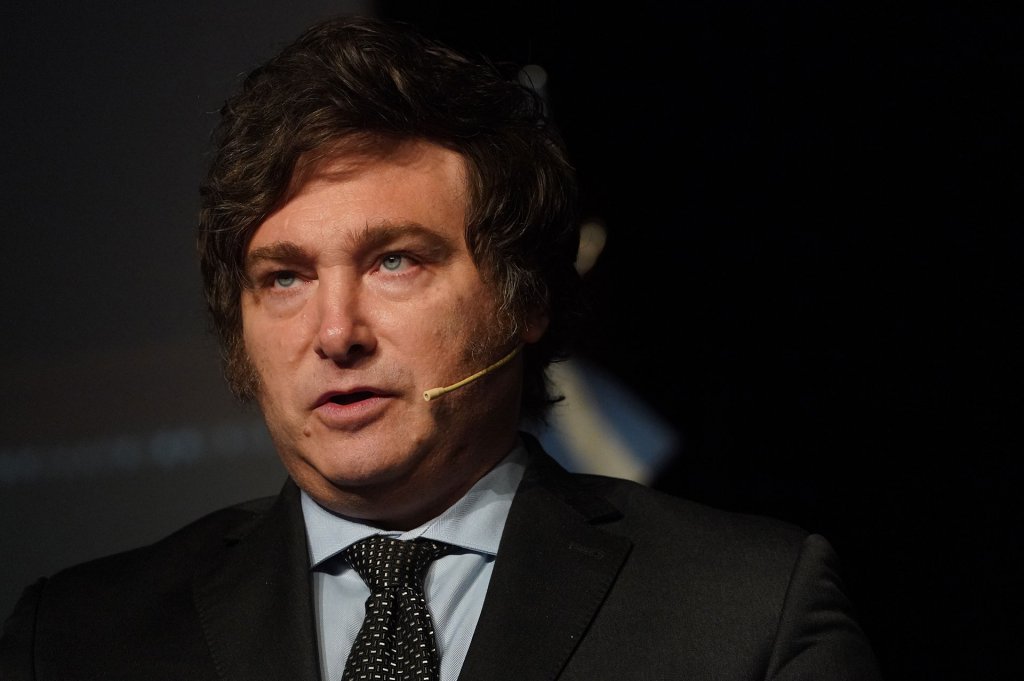 Javier Milei ratificó su postura sobre la educación y afirmó: "A la Argentina la rompieron toda y hay que reconstruirla"
