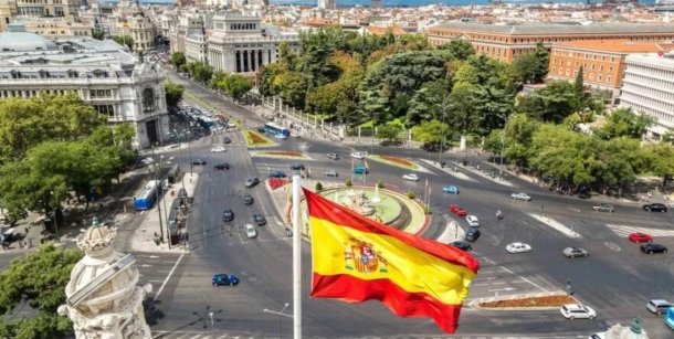 Récord de argentinos viviendo en España: "Esto no es Disney"