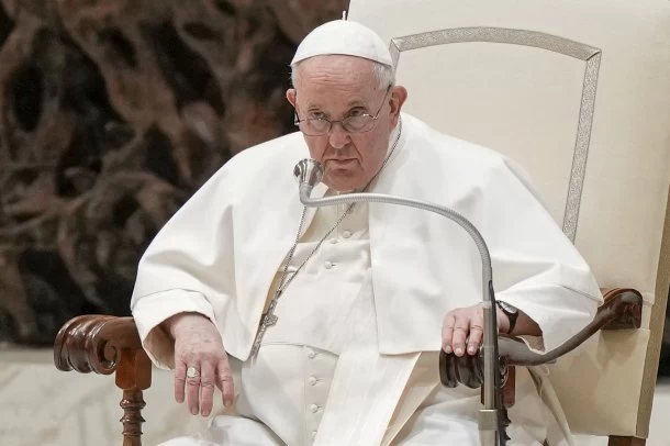 El Papa Francisco pidió que cese el "espiral de violencia" tras el ataque de Irán contra Israel